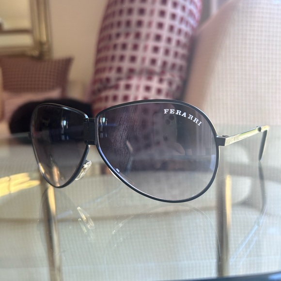 Ferrari Vintage Fold Up Aviator Black and Blue Sunglasses - Picture 2 of 7